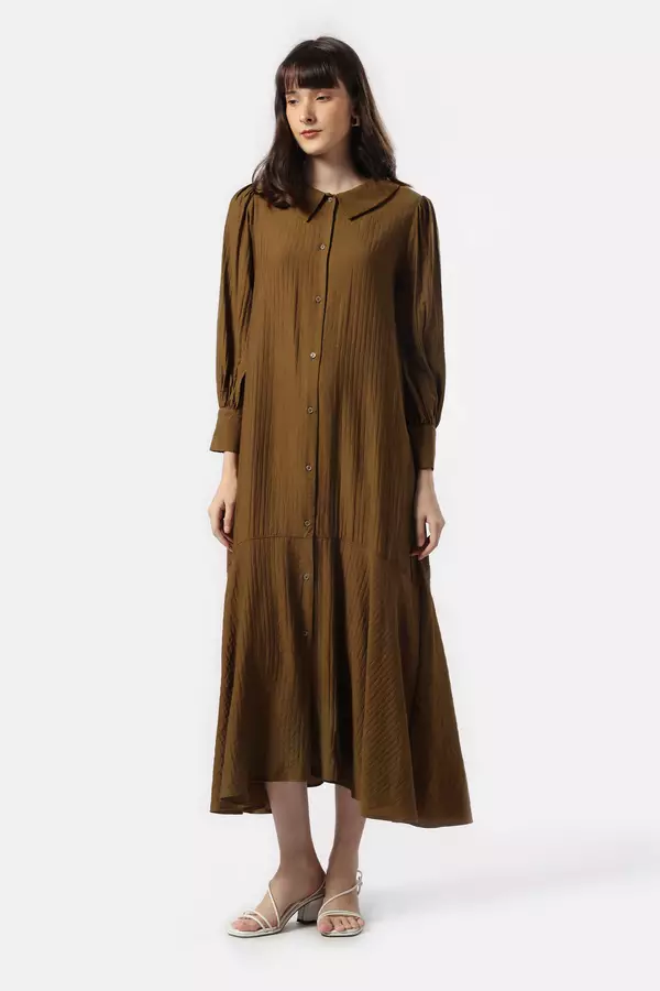 MINIMAL - Baverlie - Dress Midi Motif Garis - Dark Olive Warna Olive_Dark