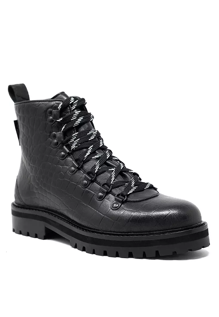 Winter boots hotsell zalora
