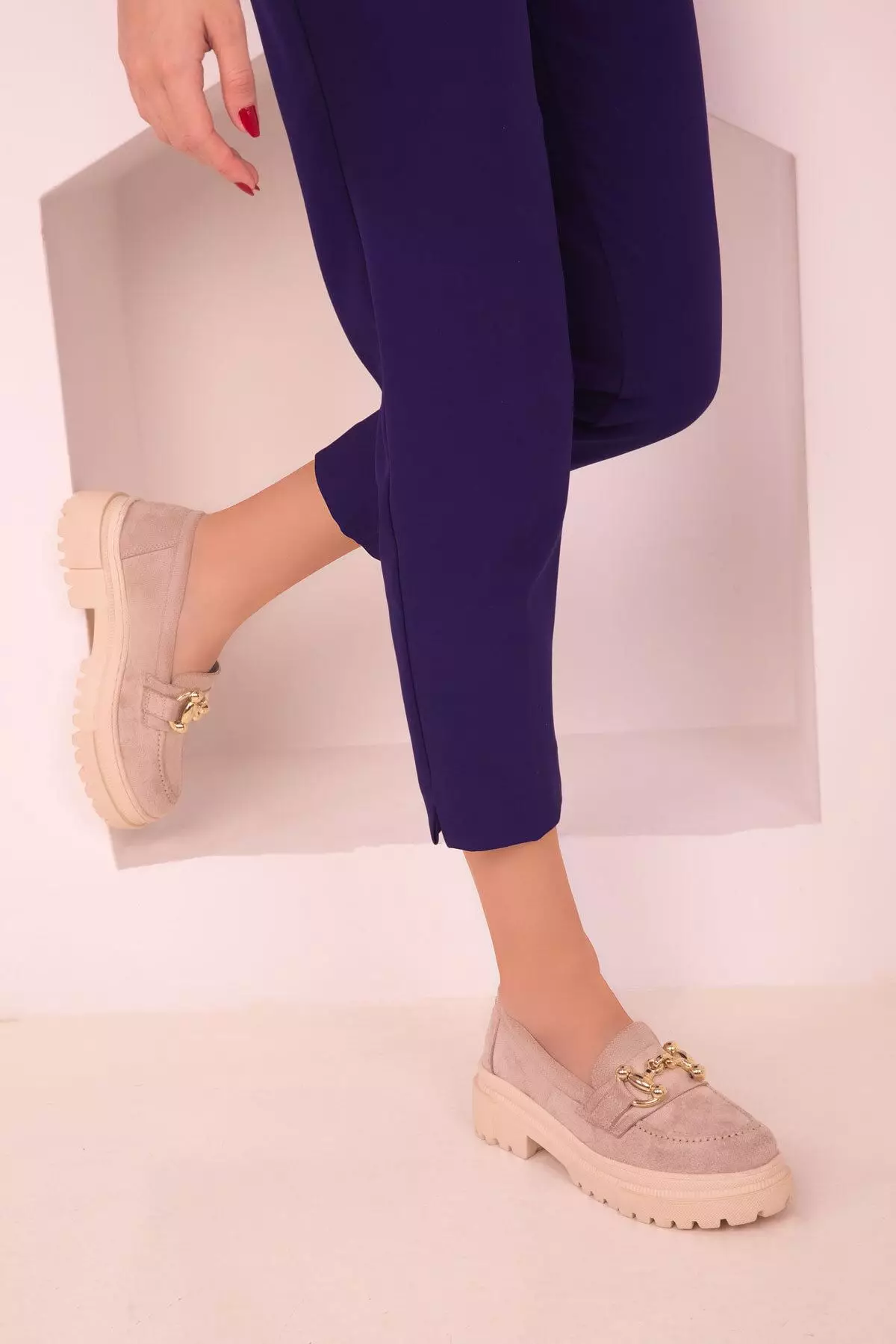 Round Toe Loafers