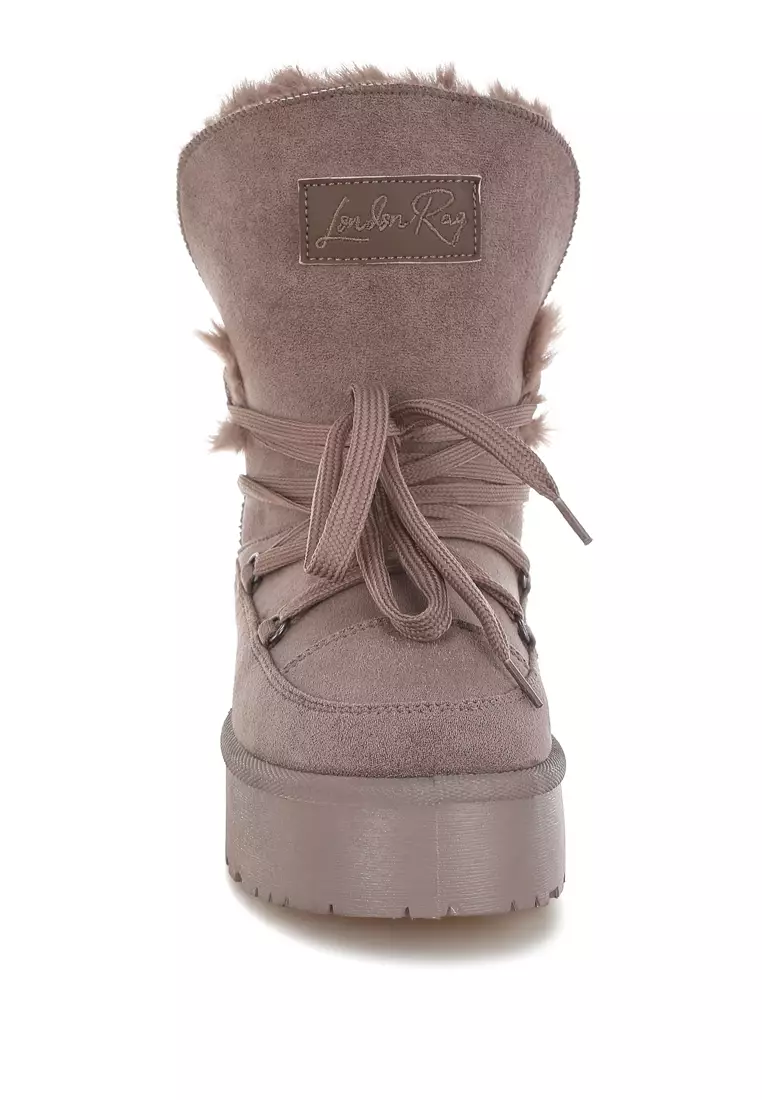 Chunky Faux Fur Snow Boots in Taupe