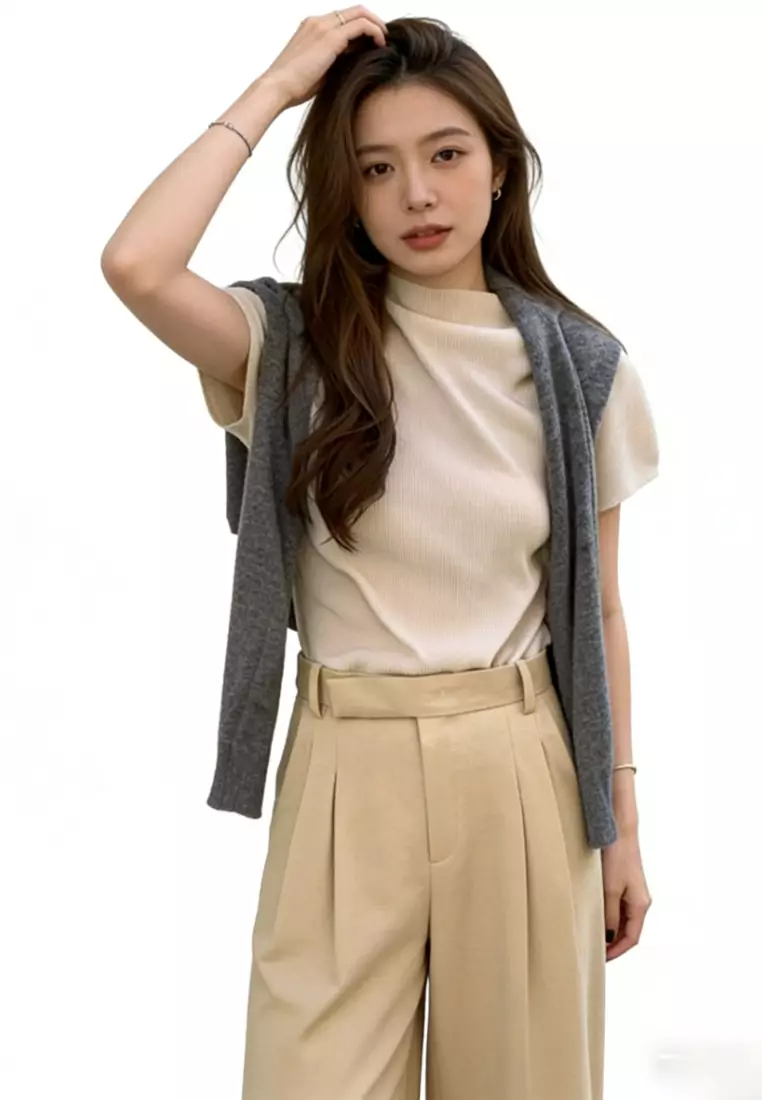 Half Mock Neck Textured Short Sleeve T-Shirt CA26031922W