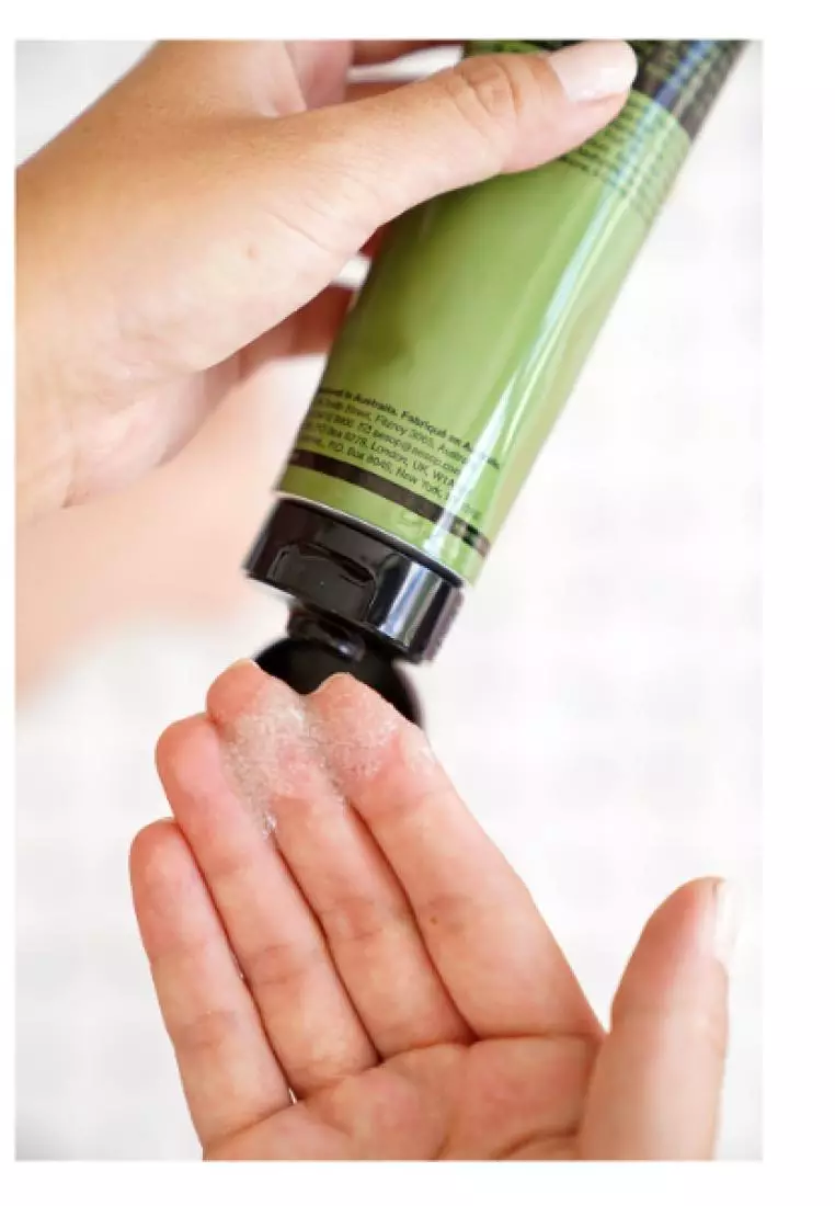 AESOP Geranium Leaf Body Scrub 180ml 2025 | Buy AESOP Online | ZALORA ...