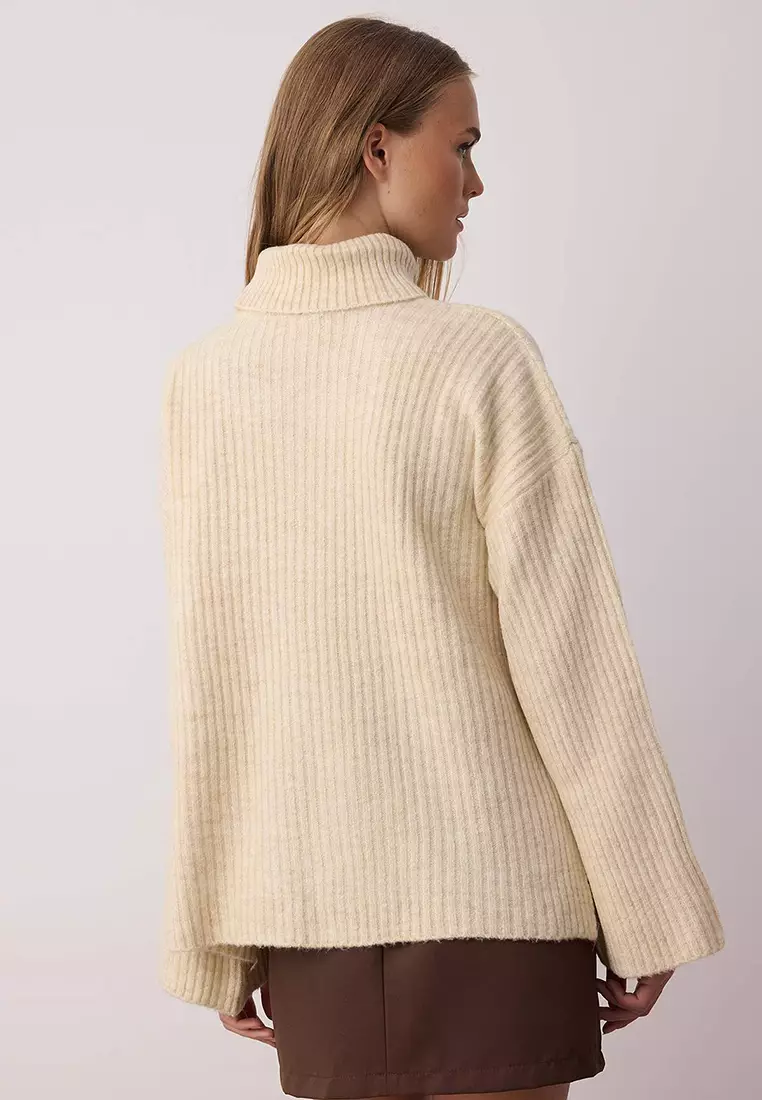 Stone Soft Textured Wide Fit Knitwear Sweater