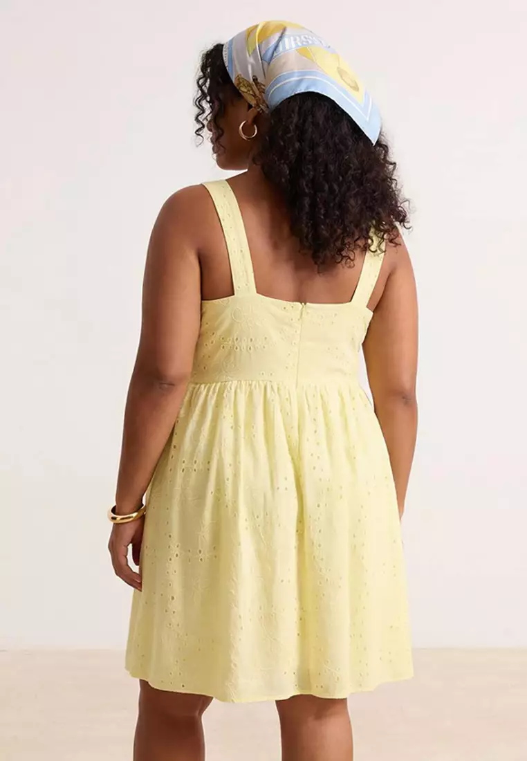Yellow Brode Mini Square Collar Woven Plus Size Dress Tbbss26Ah00064