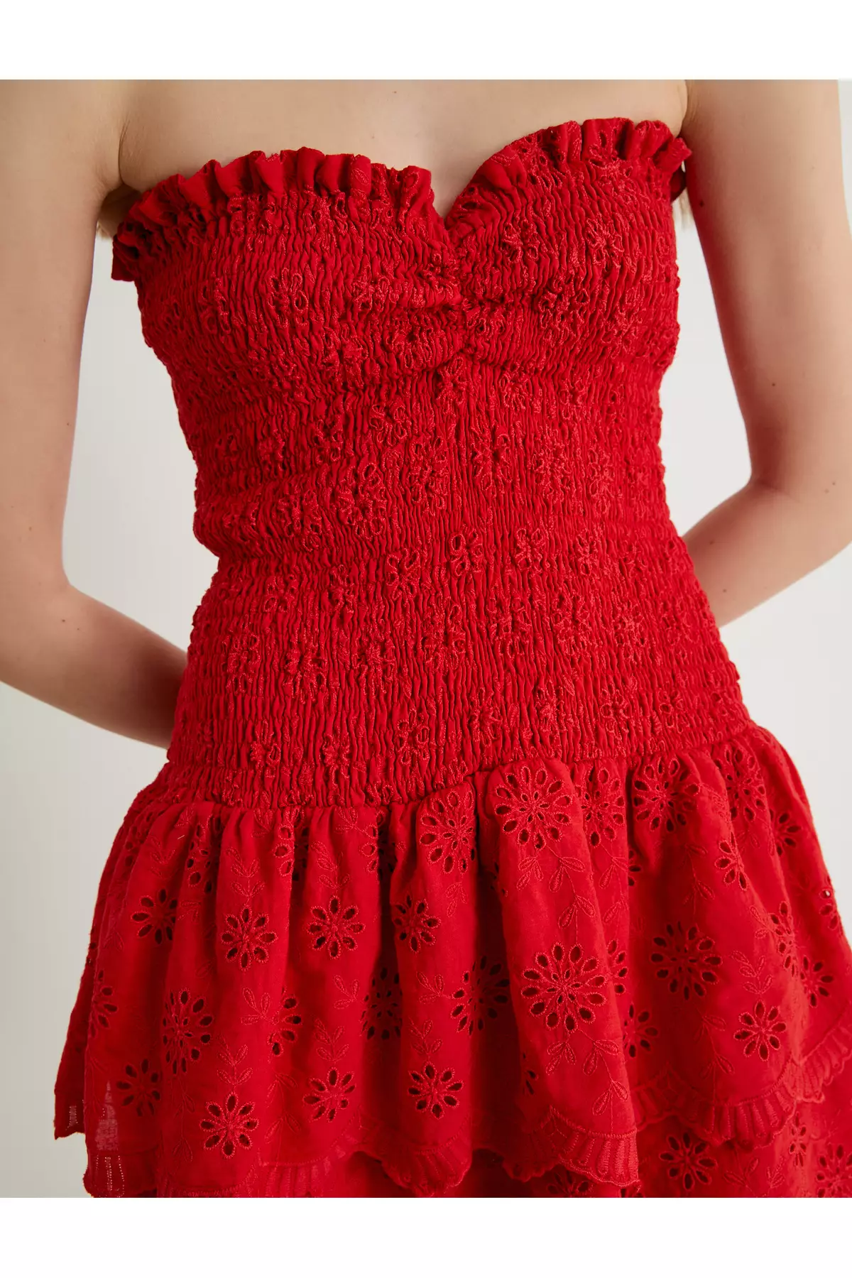 波浪邊露肩迷你連身裙 桃心領