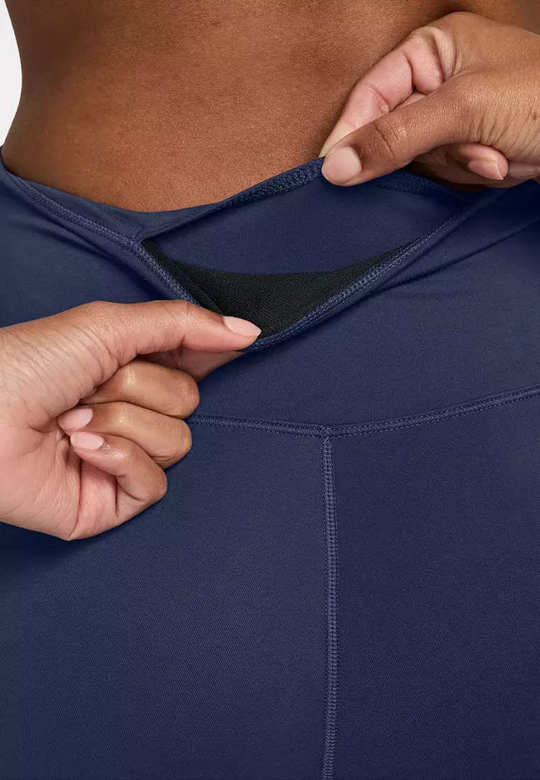 One High-Waisted Crop Leggings