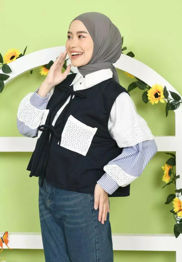 Lilu Vest Tops - Navy M18766 R56S2