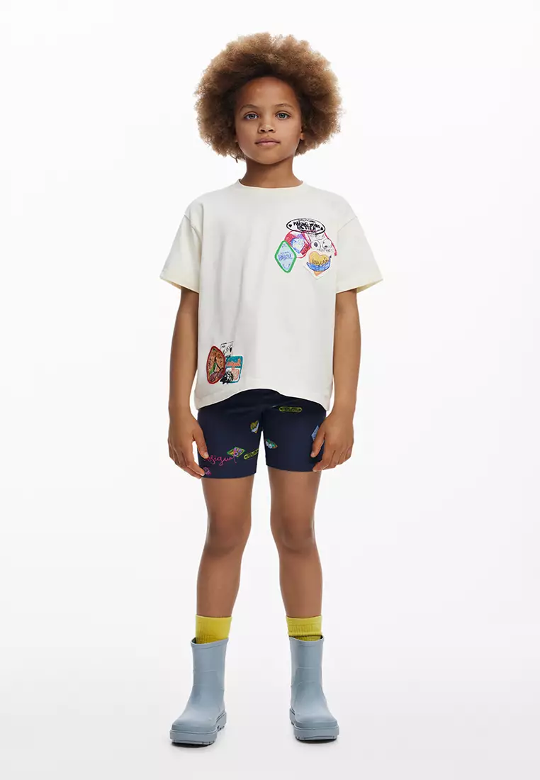 T-shirt with embroidered patches