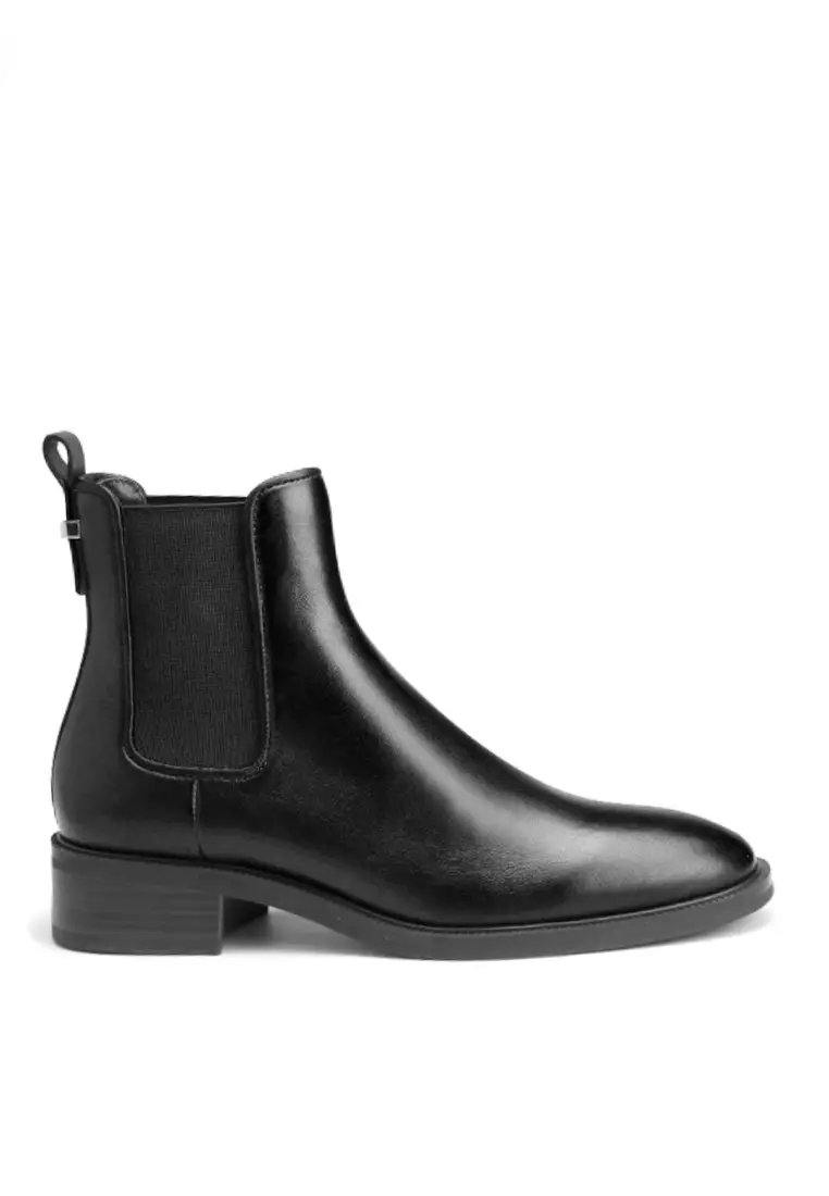 Discount on Twenty Eight Shoes  shoes - SKU: VANSA Fashion Round Toe Chelsea Booties VSW-B8181.S