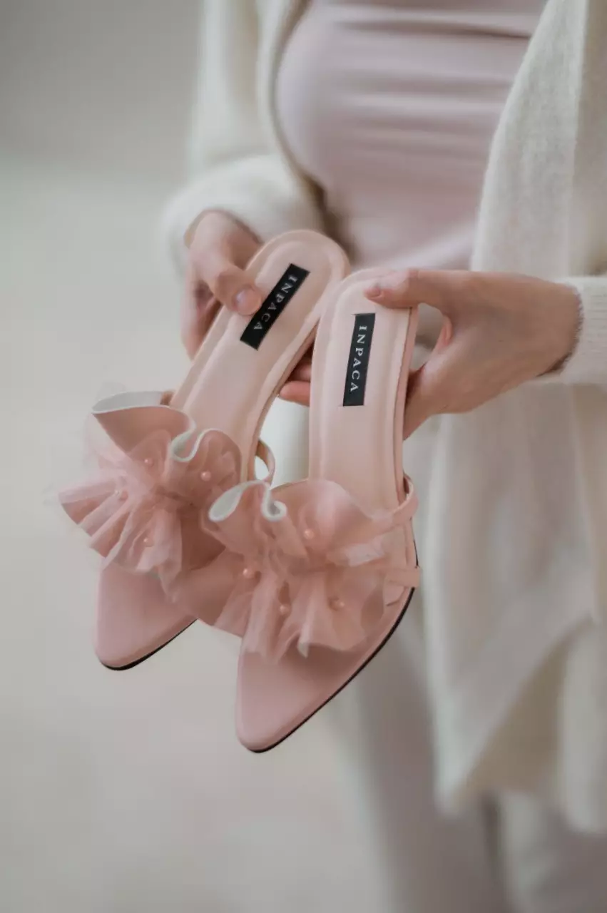 Carole Ruffle Heels with Pearl