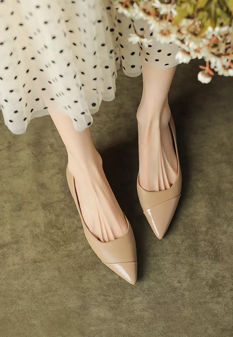 Buy Twenty Eight Shoes Pointy Side Hollowed Flat Shoes