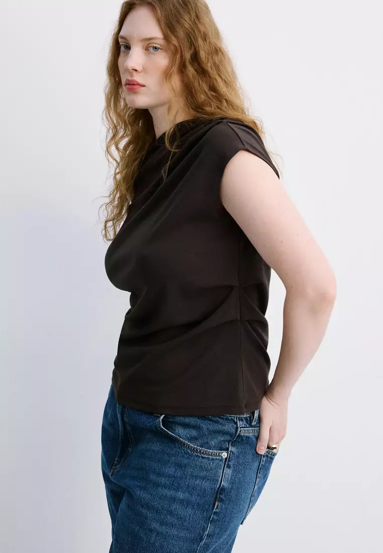 Asymmetric Ruched Top