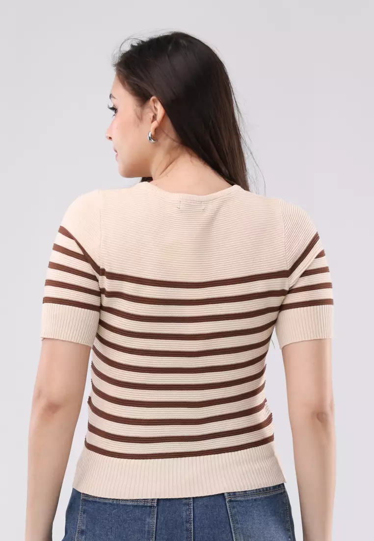 Knitted Short Sleeves Blouse
