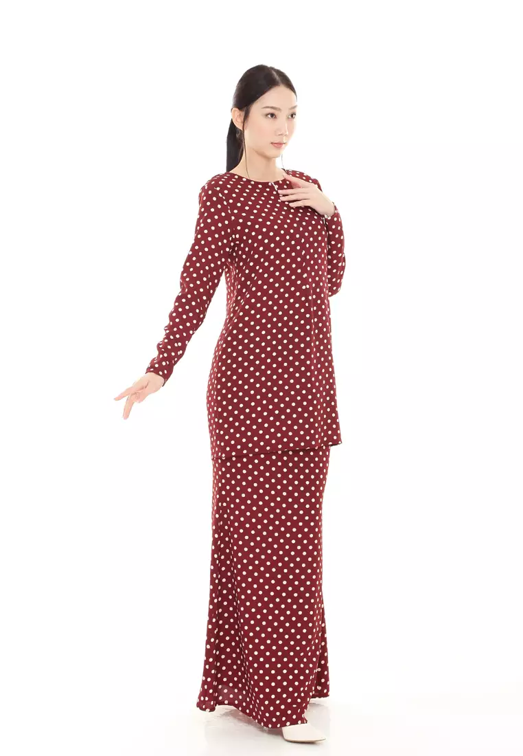 Rina Printed Polka Dot Kurung Modern in Maroon