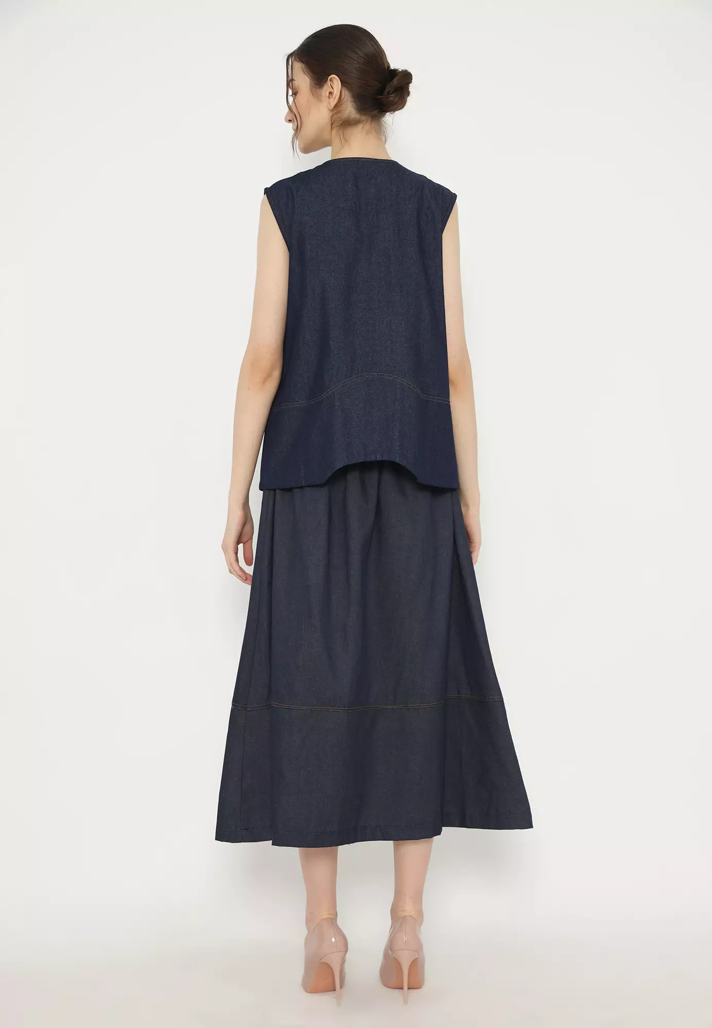 Woman Vest Denim Casual Look Sleeveless In Dark Navy By Brilliant Girl Warna VEST