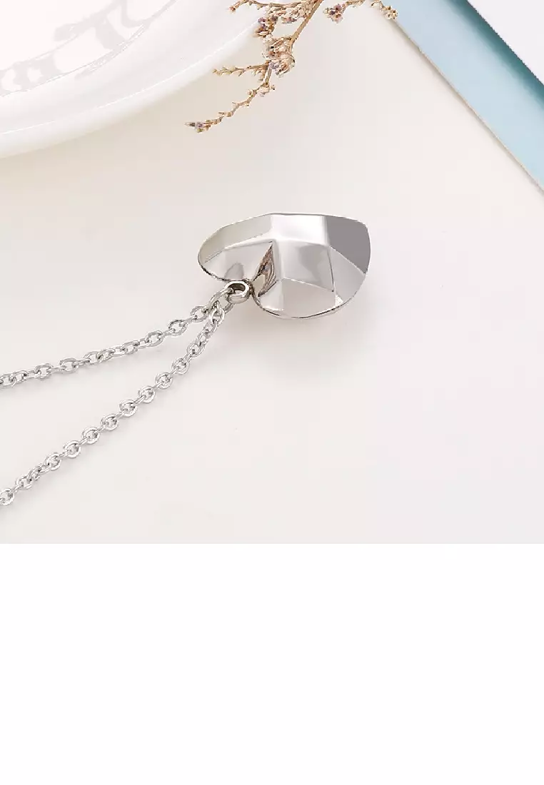 Simple Fashion 316L Stainless Steel Heart Pendant with Necklace