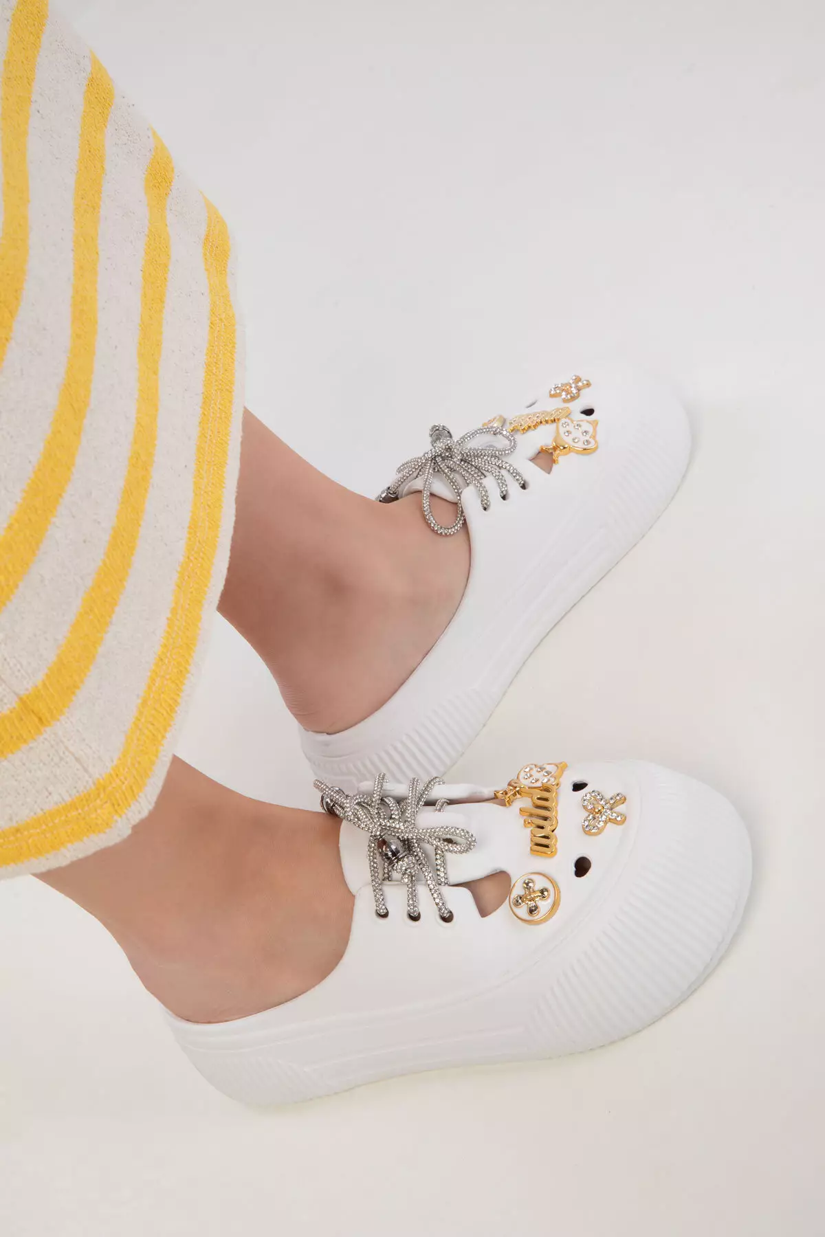 White Women's Slippers 20406