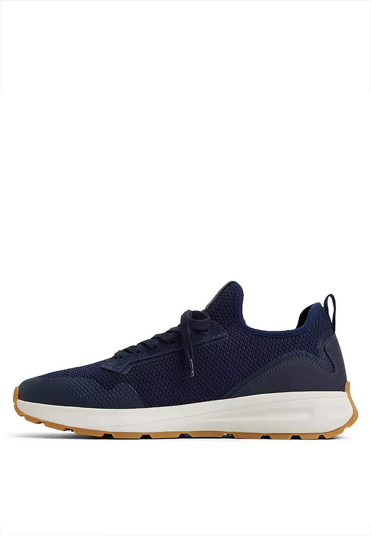 Garrick Sneakers