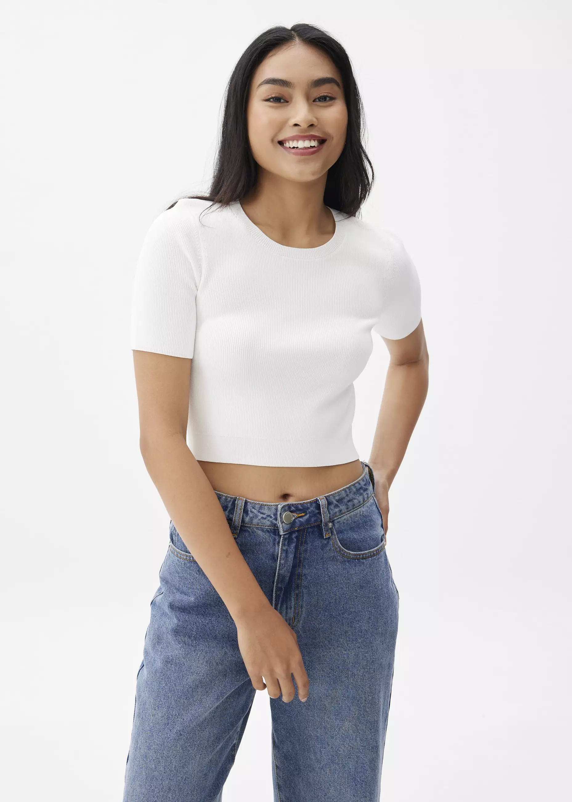 Atasan Wanita - Kyle Knit Round Neck Crop Top
