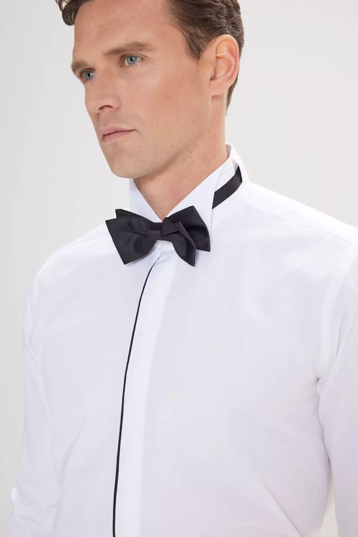 Anti-Wrinkle Slim Fit Cotton Ankle Collar Shirt