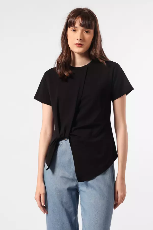 Minimal x Devina Putri - Clover - Double Jersey Twisted Tshirt - Black Warna Black