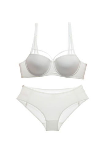 W.Excellence white Premium White Lace Lingerie Set (Bra and Underwear) 5147BUS0B1C0C0GS_1