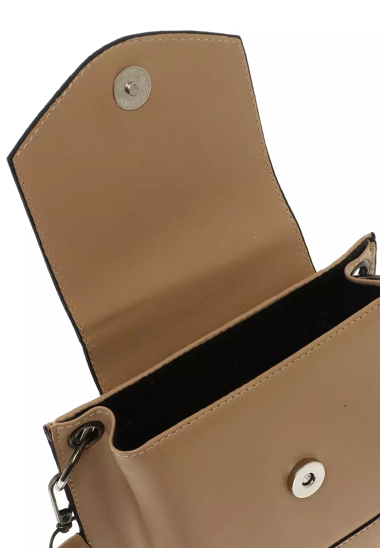 Xena Slingbag Wanita Tali Rantai Motif Polos High Quality Premium - Cream