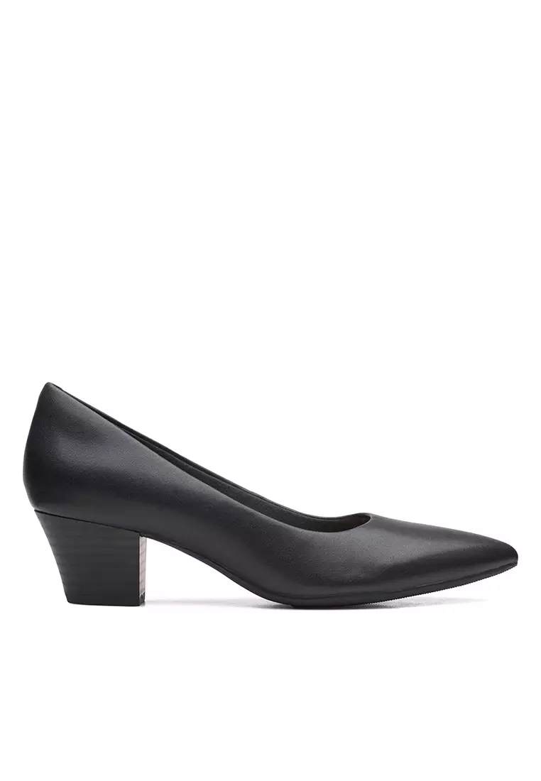 Discount on Clarks  shoes - SKU: Teresa Step Courts Black