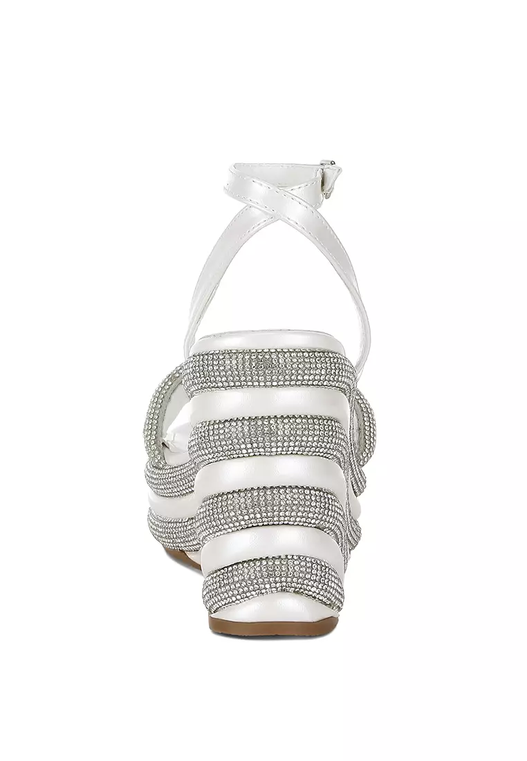 Sandal wedge bertabur berlian imitasi putih
