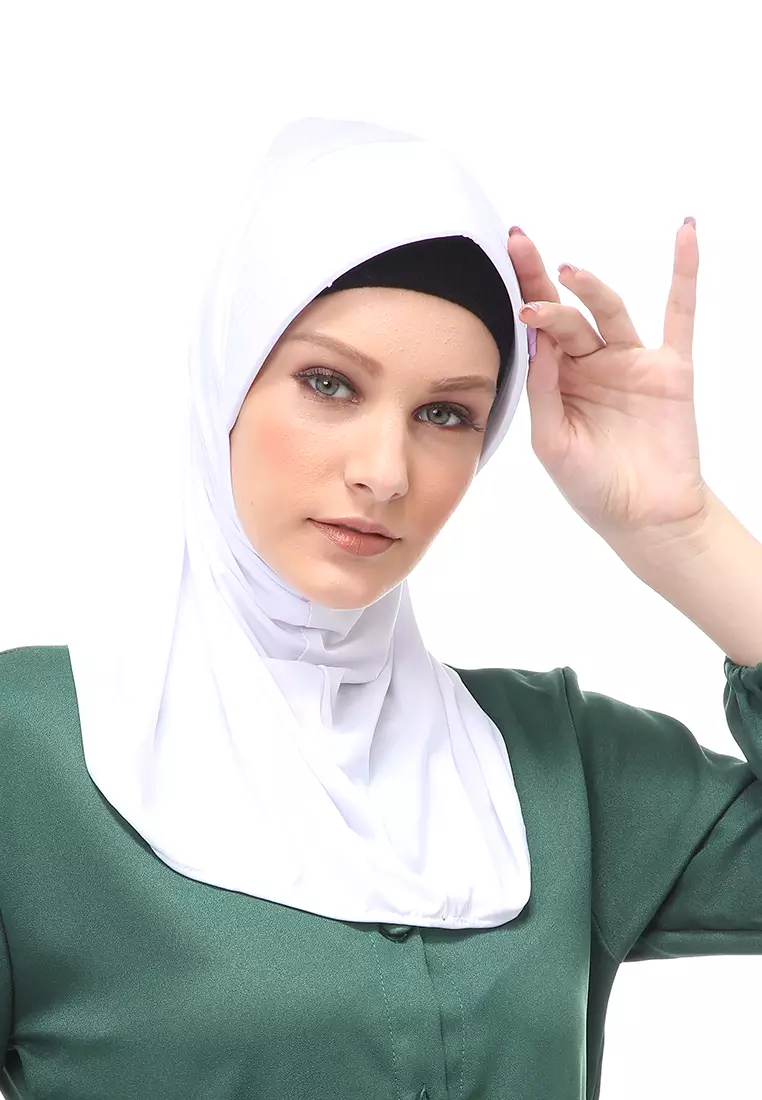 Layla Hijab Sport Instan Wanita Muslimah Relaxed Fit - White