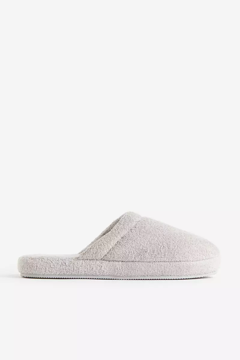 H&m best sale nasa slippers