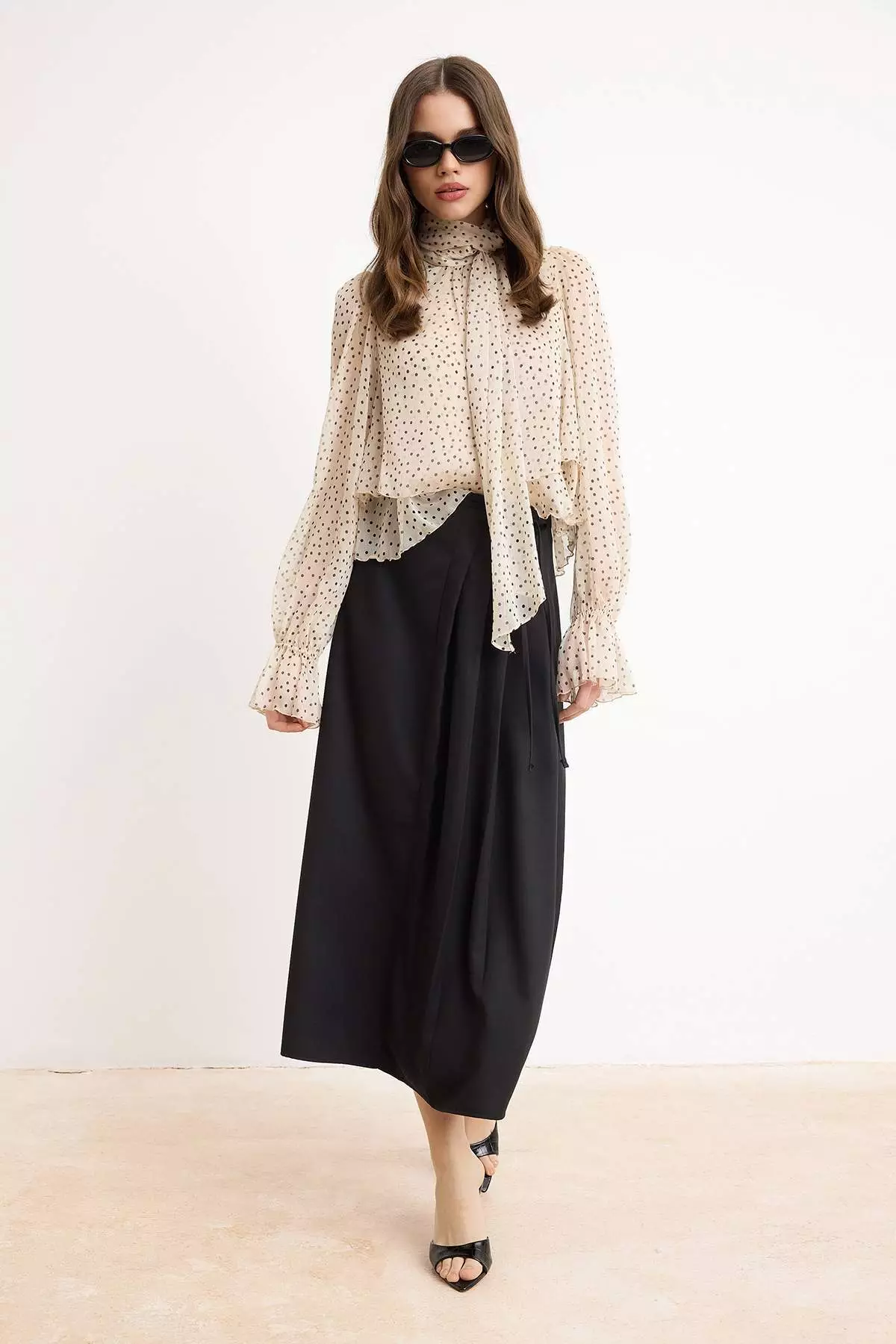 Black A-Line Unlined Plain Weave Hijab Skirt With Pleated Detail On Top And Bottom Tctaw25Ee00007