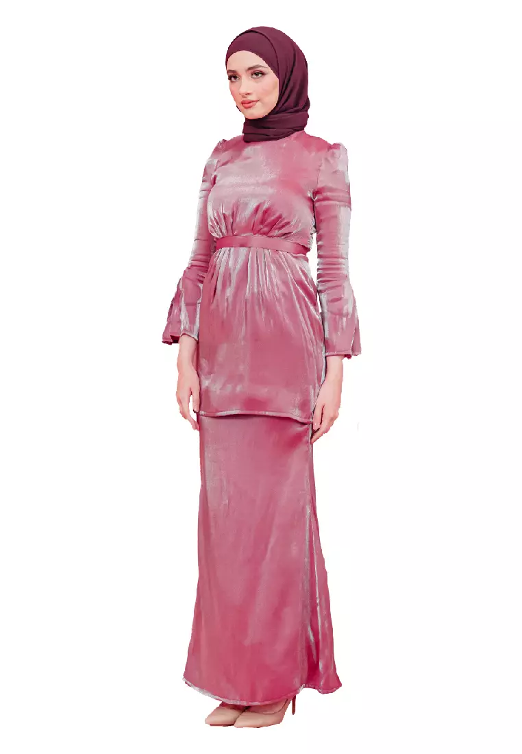 AMELIA KURUNG MODEN GARNET MAROON