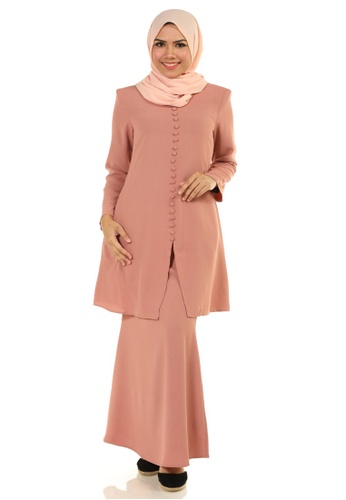 Cempaka Kebaya With Buttoned from Ashura in Pink