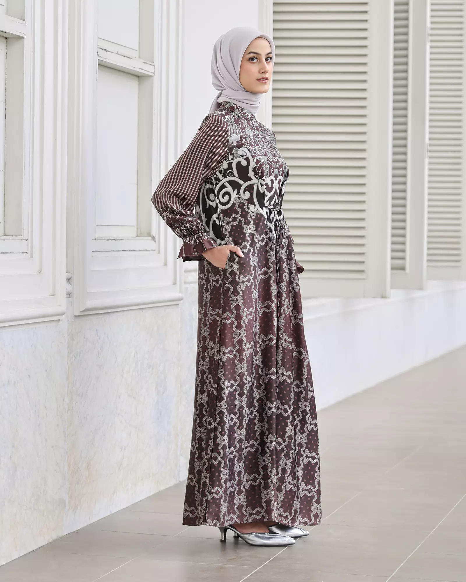 Geulis.id ARUMAYA DRESS / MAXY DRESS / BAJU LEBARAN - WINE