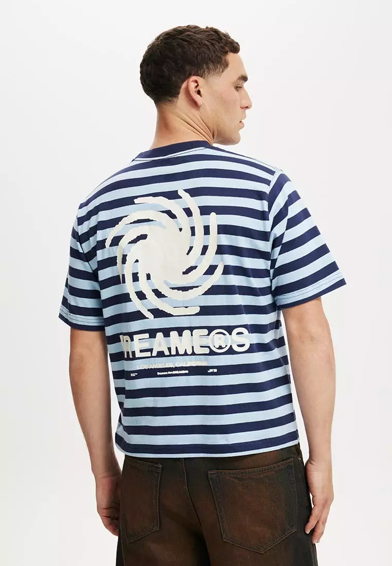 Cropped Fit Graphic T-Shirt