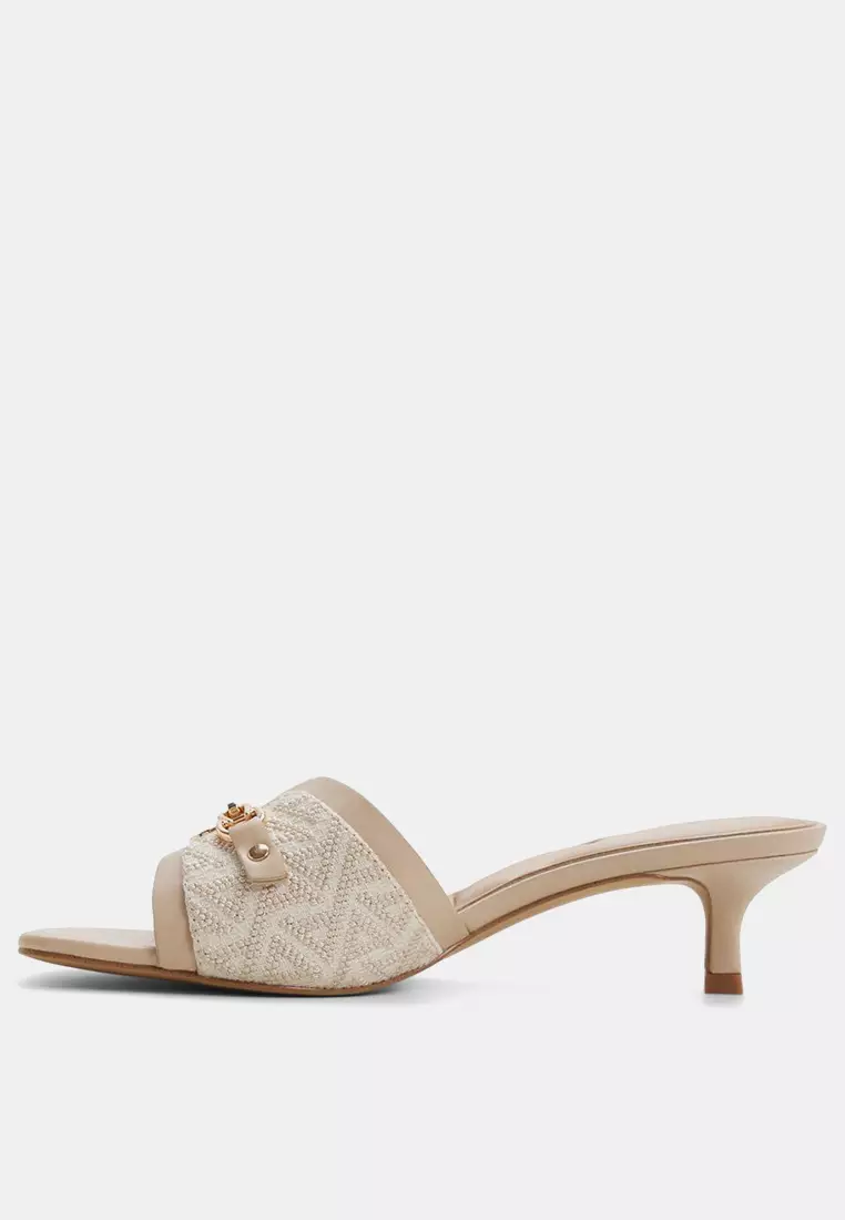 Annamassi Heels
