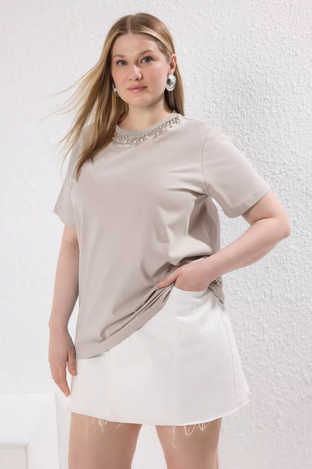 Stone Collar Stoned Boyfriend Fit 100% Cotton Knitted Plus Size T-Shirt Tbbss25Bf00021