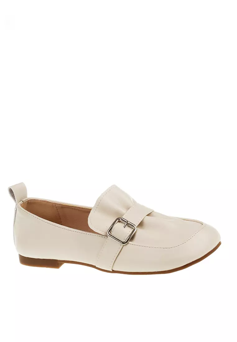 Discount on Twenty Eight Shoes  shoes - SKU: VANSA Simple Buckle Square Toe Loafers VSW-F71701