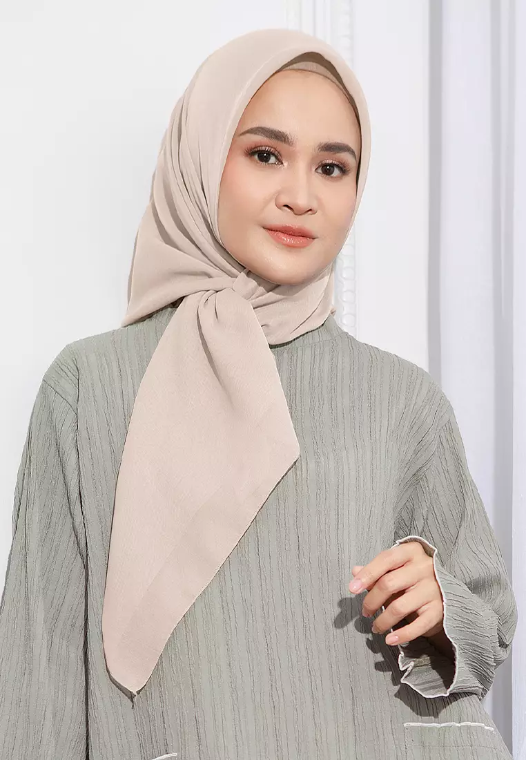 Kirana Paris Plain Japan Cream Almond