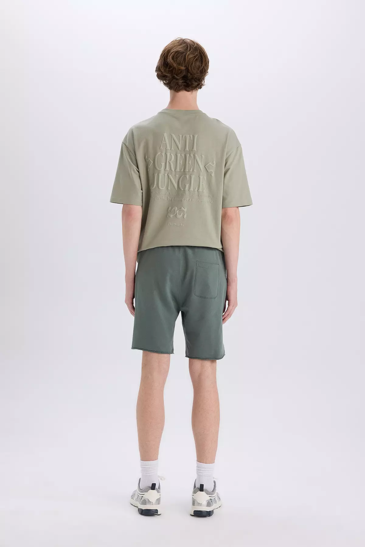 100% Cotton Slim Fit Slim Fit Narrow Leg Basic Plain Shorts with Pockets B8673Ax24Sm