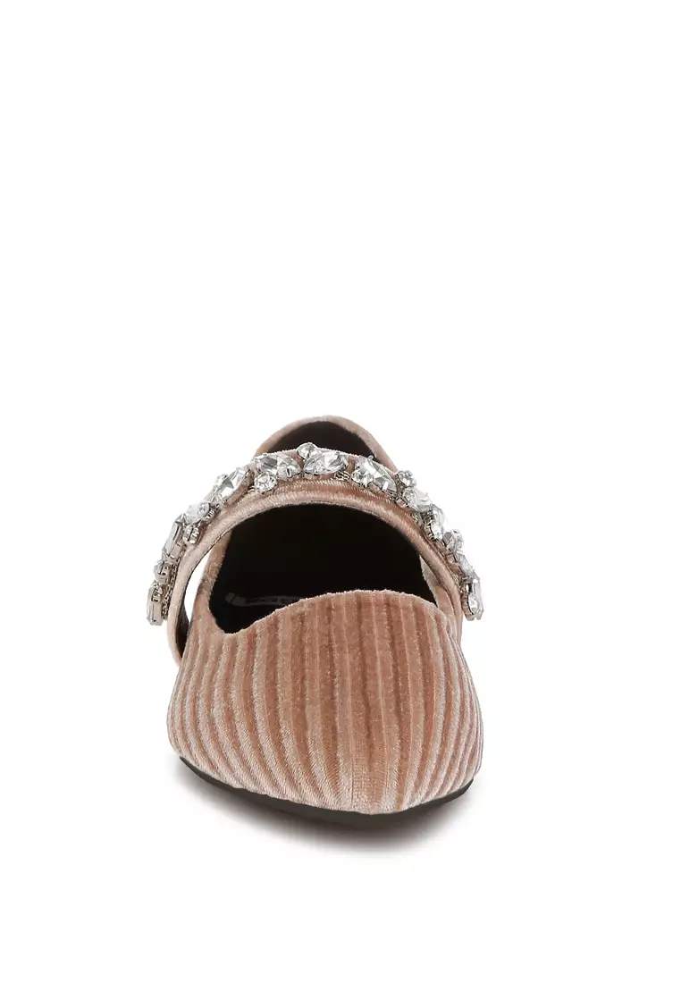 Bros Berlian Imitasi Balerina Beludru Warna Beige