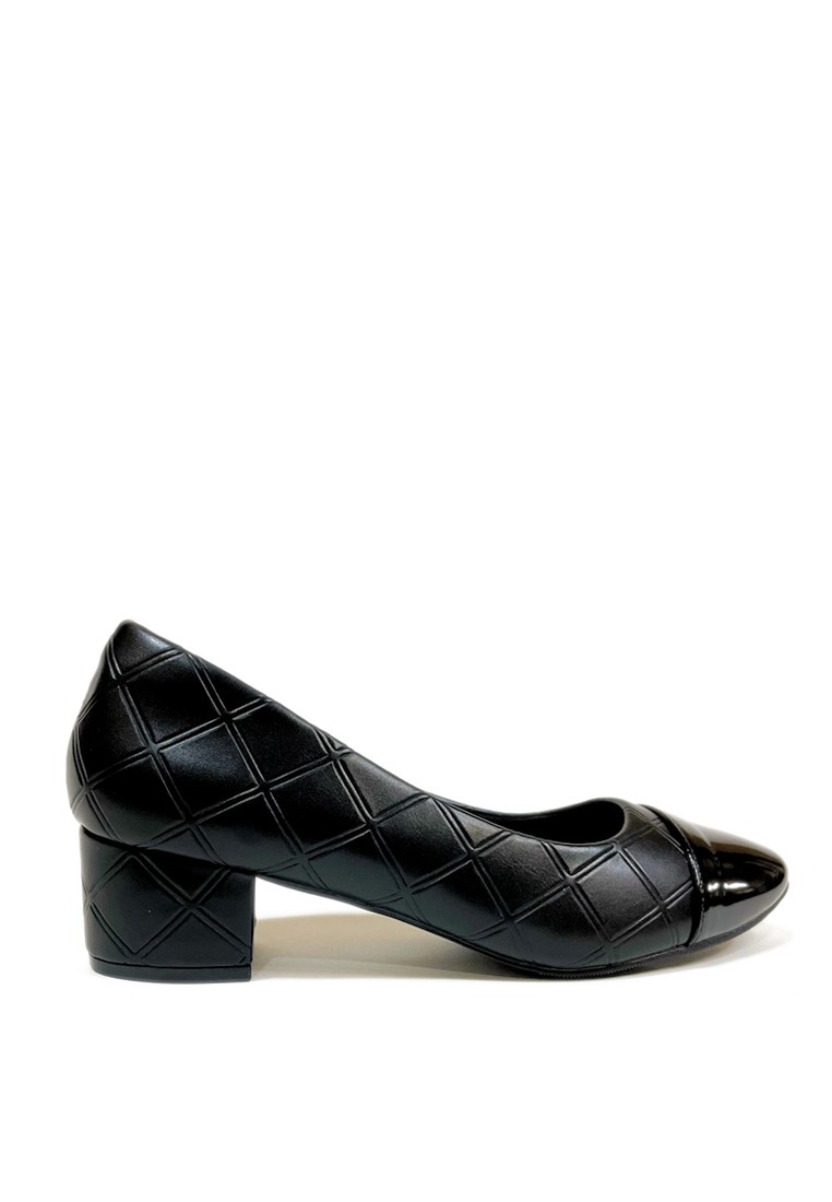 CAILEY QUILTED PUMPS