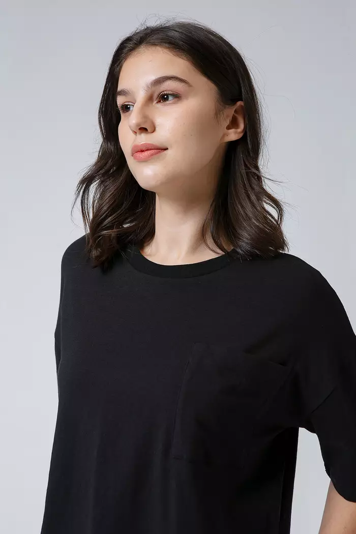 COTTONINK - Atasan Kaos Wanita Black Oversized Tee #EssentialsCoreCollection