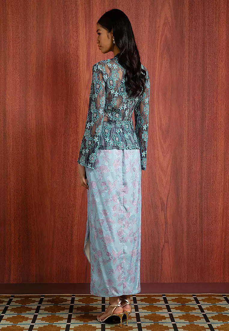 MAYRA CLASSIC KEBAYA SET