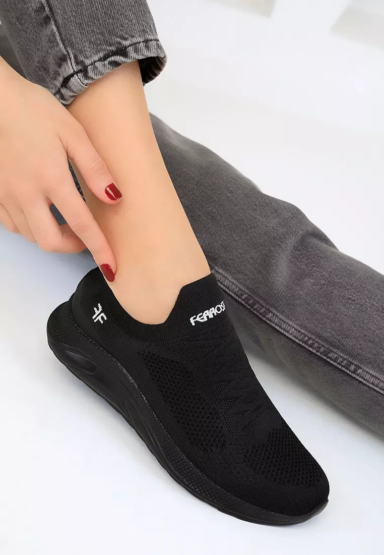 Round Toe Knit Shoes