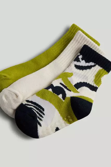 Mothercare 3 Pack Slip-Resist Socks - Kaos Kaki Anak Laki-laki (Multi)