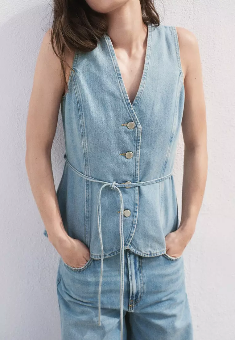 Buttoned Denim Gilet