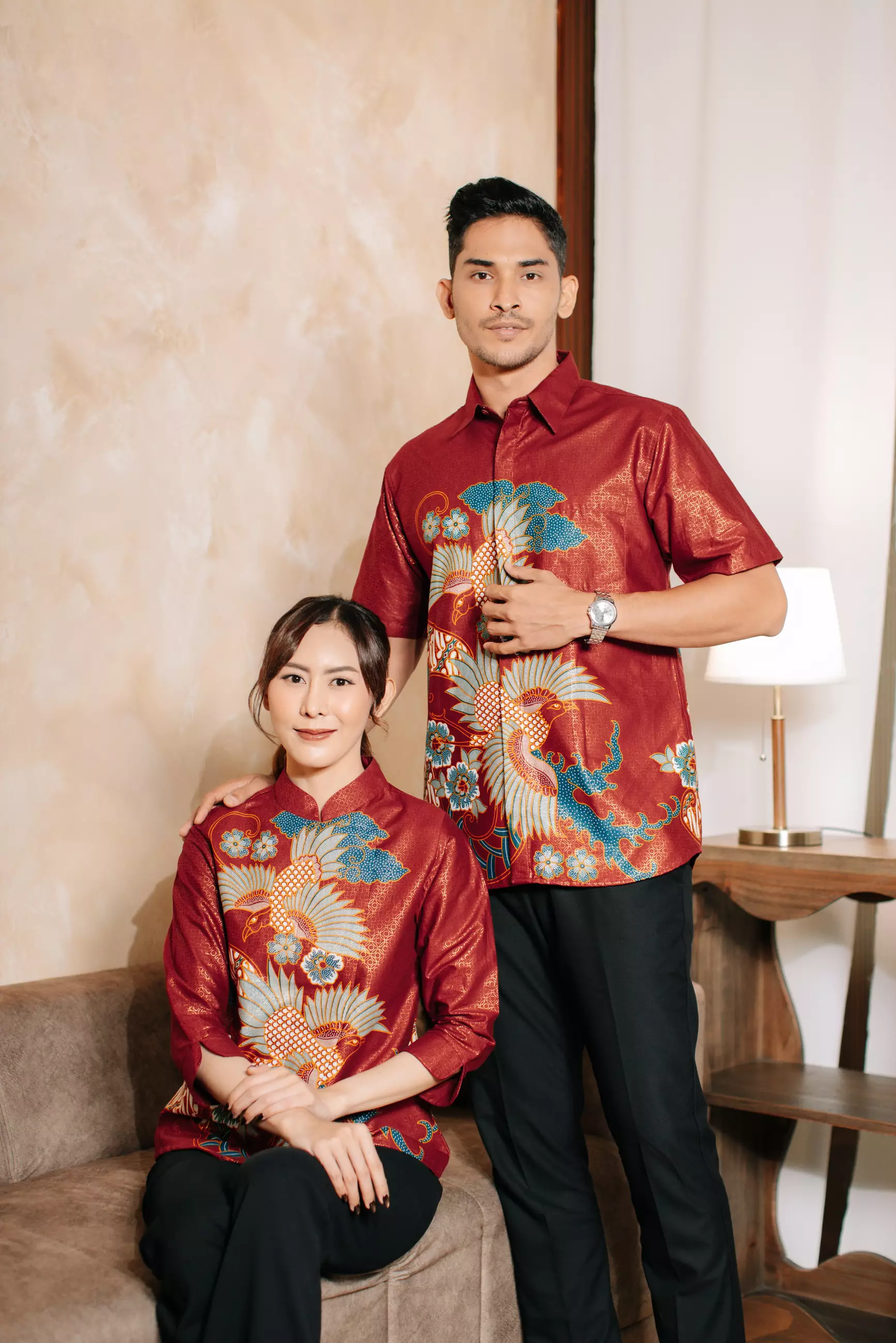 Jinara Red Kemeja Batik Slim Fit Tricot Pria Katun Foil