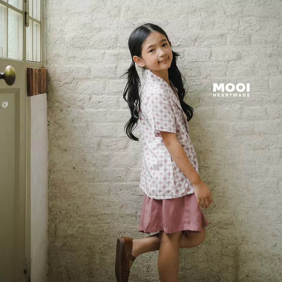 Mooi Setelan Batik Anak Perempuan Nareswari Kebaya Set - Sky Blue